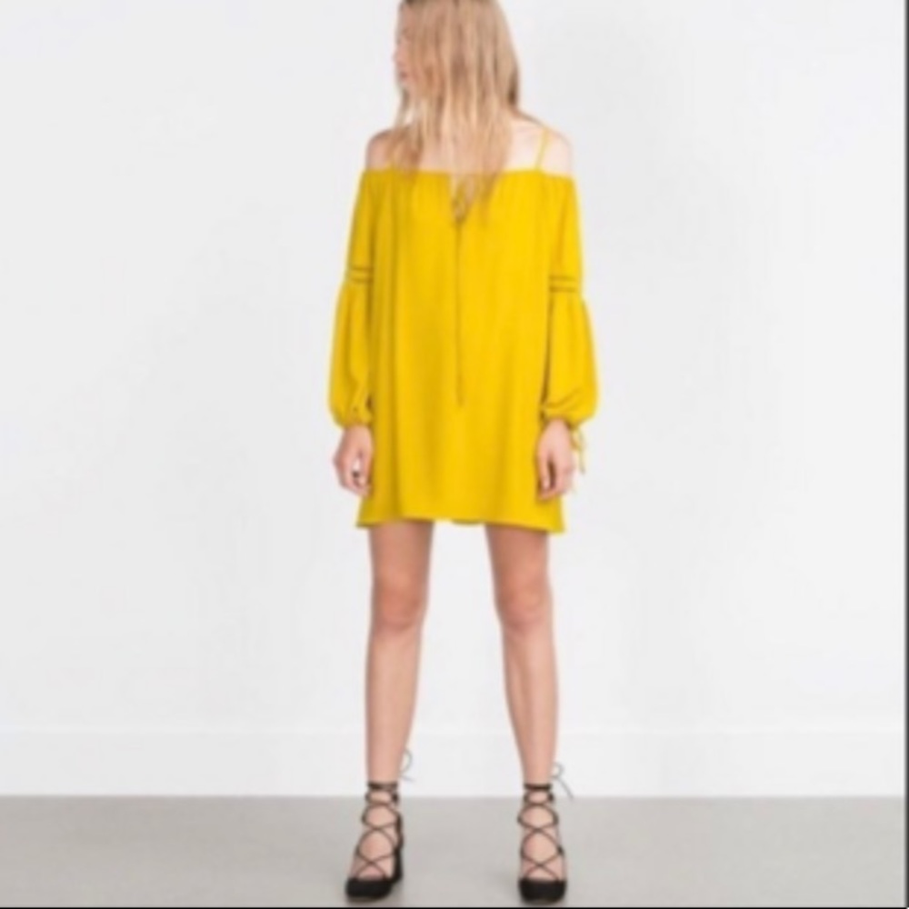 👗New Zara yellow Dress. Size L.